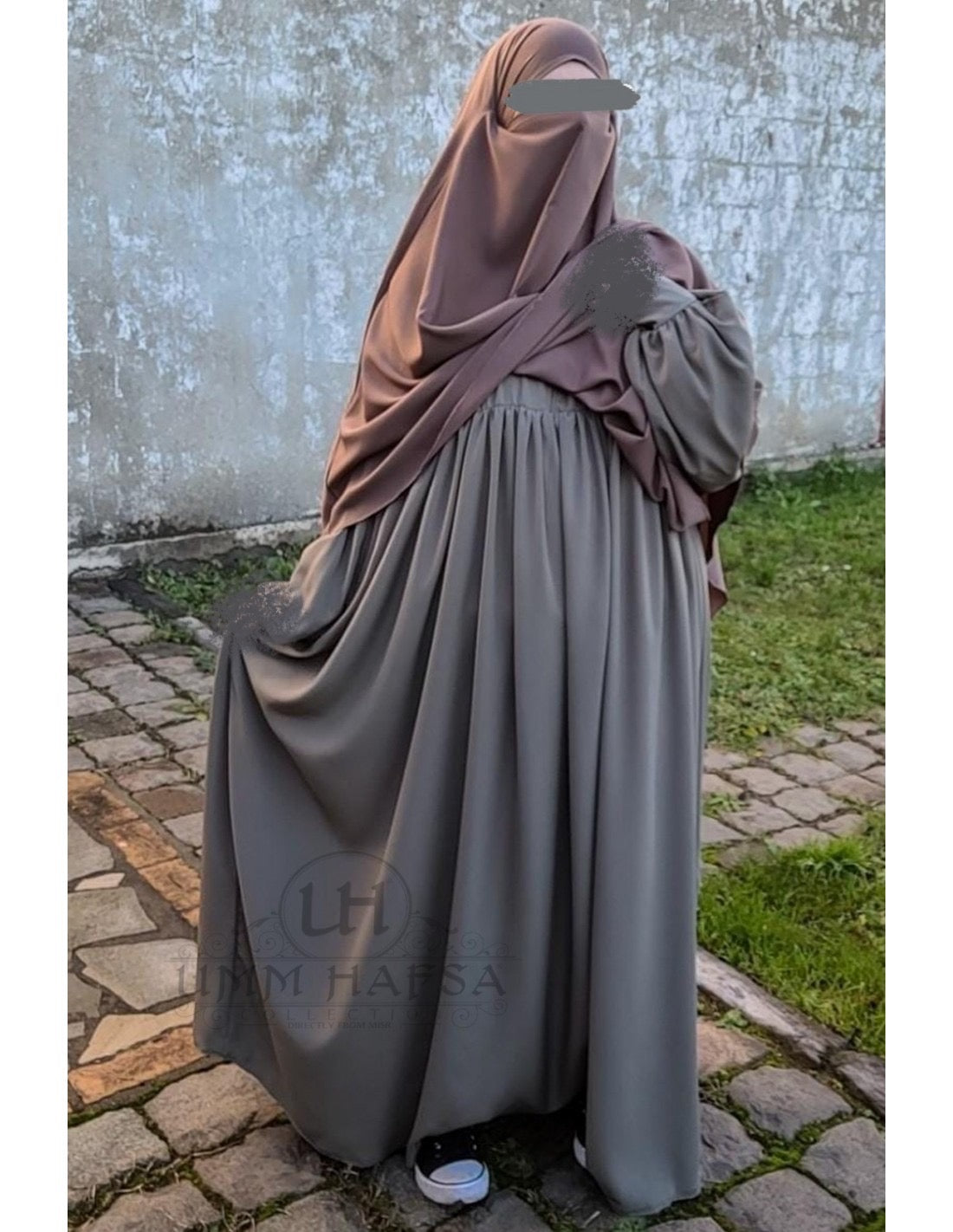 Abaya Umm Hafsa Clips